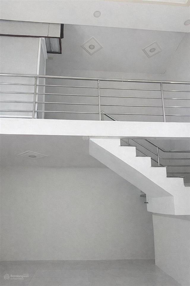 Bán nhà quận 7 đ. huỳnh tấn phát, 3pn, shr, 5p ra phú mỹ hưng dt 4,8x12m giá chỉ 3tỷ3 thương lượng