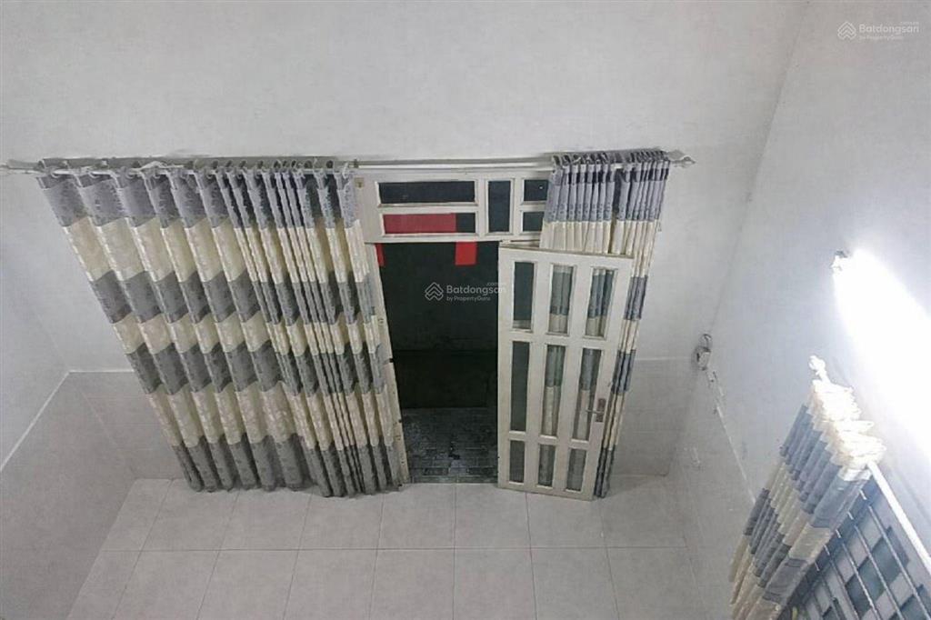 Bán nhà quận 7 đ. huỳnh tấn phát, 3pn, shr, 5p ra phú mỹ hưng dt 4,8x12m giá chỉ 3tỷ3 thương lượng