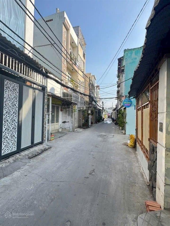 Gấp bán nhà huỳnh tấn phát sát bên phú mỹ hưng trung tâm quận 7, dt 40m2 giá 3tỷ còn thương lượng