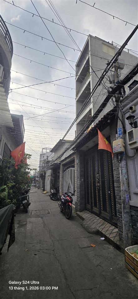 Bán nhà quận 7,hẻm xe hơi 1041 trần xuân soạn, sát quận 4,kế bên khu him lam dt40m, giá hơn 4ty tl