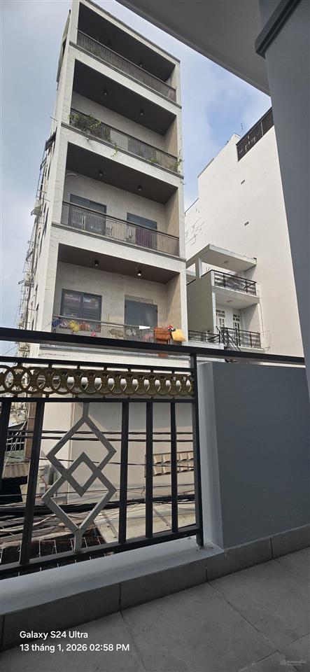 Bán nhà quận 7,hẻm xe hơi 1041 trần xuân soạn, sát quận 4,kế bên khu him lam dt40m, giá hơn 4ty tl