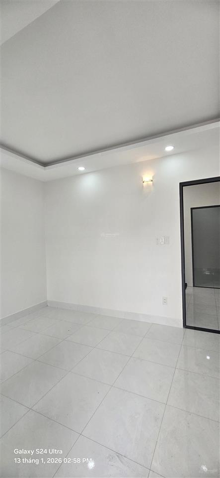 Bán nhà quận 7,hẻm xe hơi 1041 trần xuân soạn, sát quận 4,kế bên khu him lam dt40m, giá hơn 4ty tl