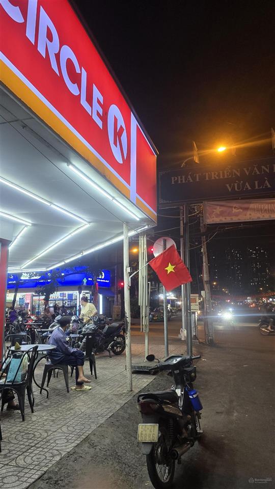 Gấp bán nhà riêng tại nguyễn văn quỳ quận 7 hxh gần, giá 4,75tỷ, dt 65m2, view đẹp, nhiều tiện ích