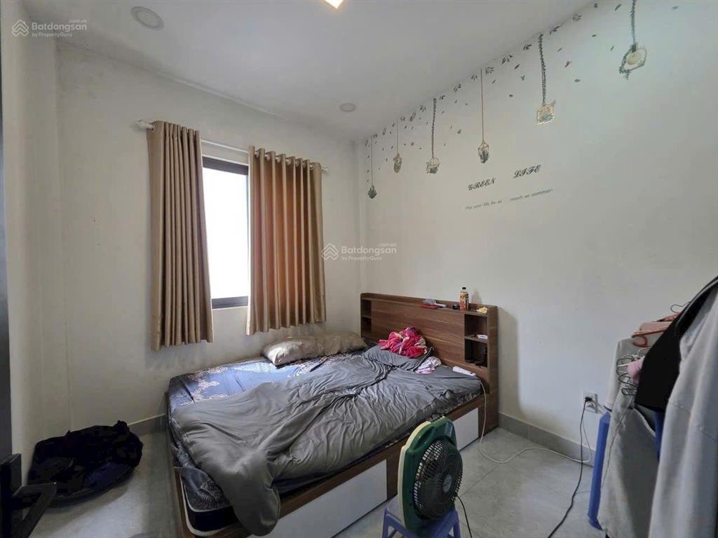 Bán nhà 3 tầng, hxh gần, đ. trần xuân soạn, 3 phòng ngủ, phường tân hưng, quận 7,sát quận 4, hơn 4t