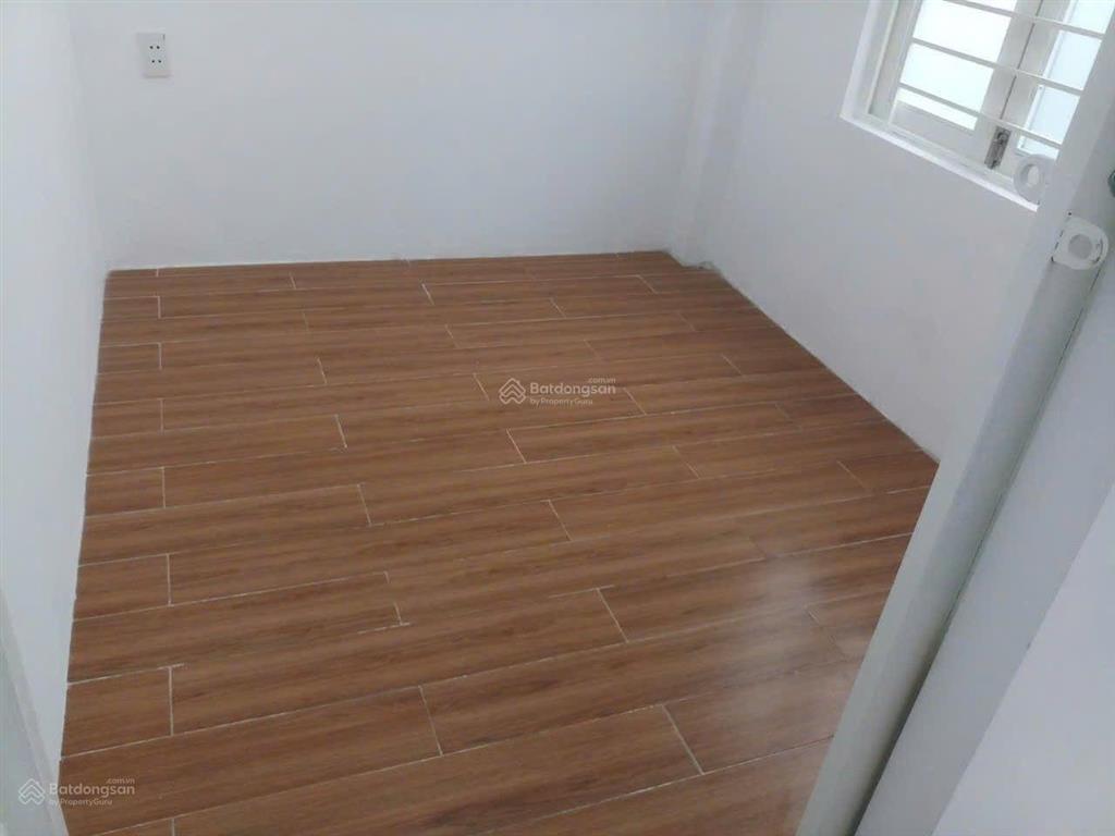 Gấp bán nhà hẻm 1041 trần xuân soạn, đi bộ ra lotte q7, khu cao ráo không ngập nước, giá 3tỷ350 tl