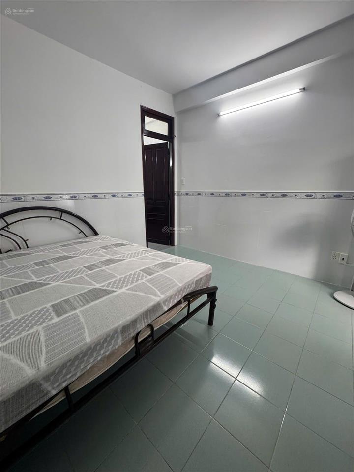 Bán gấp căn chung cư phú thuận quận 7 mặt tiền đường cao thị chính dt 80m2 hai mặt thoáng chỉ 3tỷ05