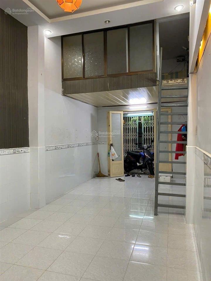 Gấp bán nhà lê văn lương quận 7, gần cầu kênh tẻ, kế bên lotte, 38m2, giá 2tỷ7 còn bớt