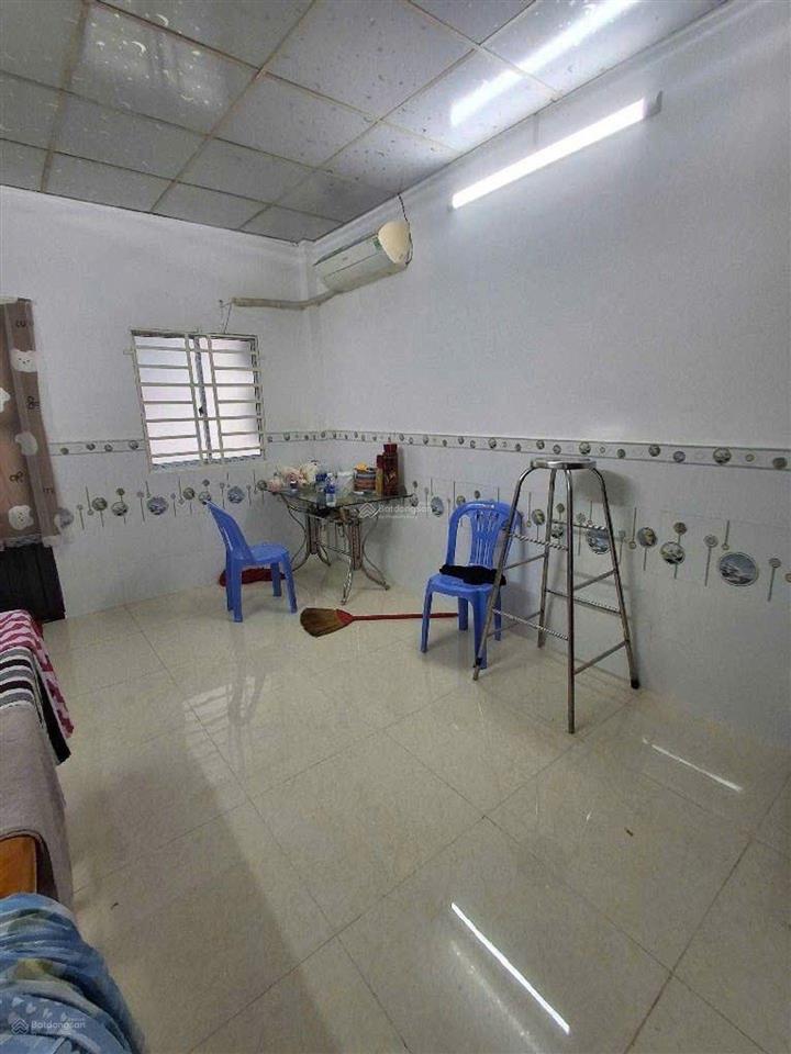 Gấp bán giảm sâu nhà 1015 huỳnhtấnphát,kế bên phú mỹ hưng quận 7,khu yên tĩnh,3 phòng,44m2 giá 4tyx