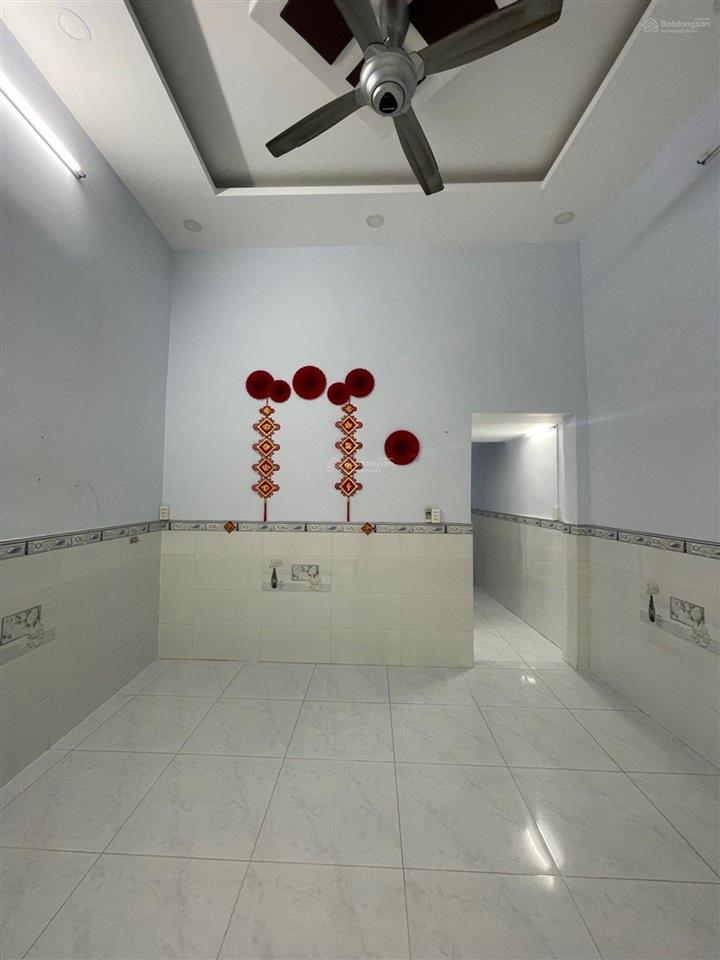 Nợ cần tiền bán gấp nhà quận 7, hẻm 861 trần xuân soạn, dt 49m2, 3 phòng ngủ, shr, chỉ hơn 4 tỷ