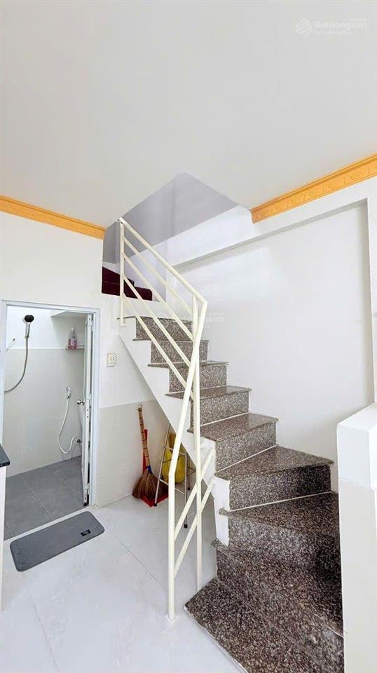 Chủ gấp bán nhà sổ riêng quận 7  kế bên phú mỹ hưng, chỉ hơn 2 tỷ