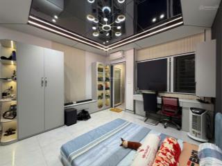 Bán nhà mặt tiền đường số 38 phường.tân quy.quận 7, diện tích 13x42m, 4 lầu, giá 88 tỷ