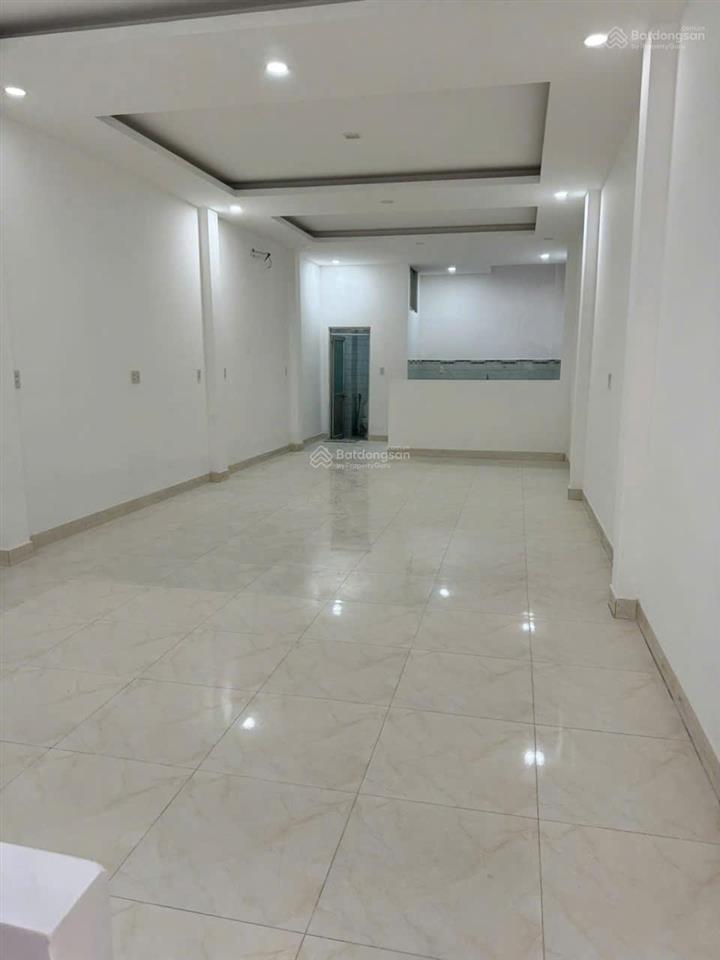 Cho thuê nhà 2 lầu, mặt tiền đường số 45 p.tân quy,q.7, dt 5x22m,giá thuê 25 triệu 1 tháng