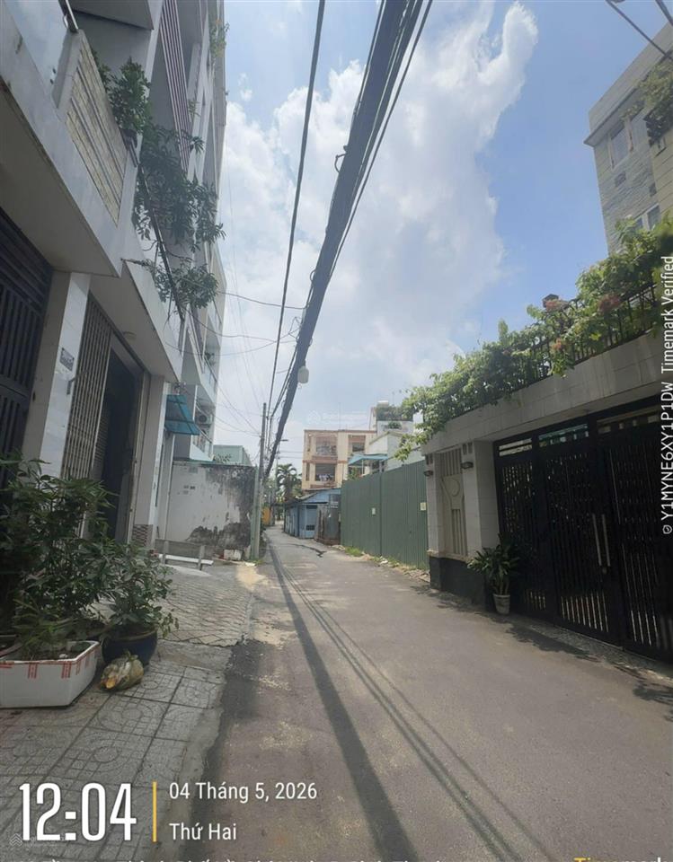 Khuôn đất 2mt ngang 11m ven sông bình thạnh  100tr/m