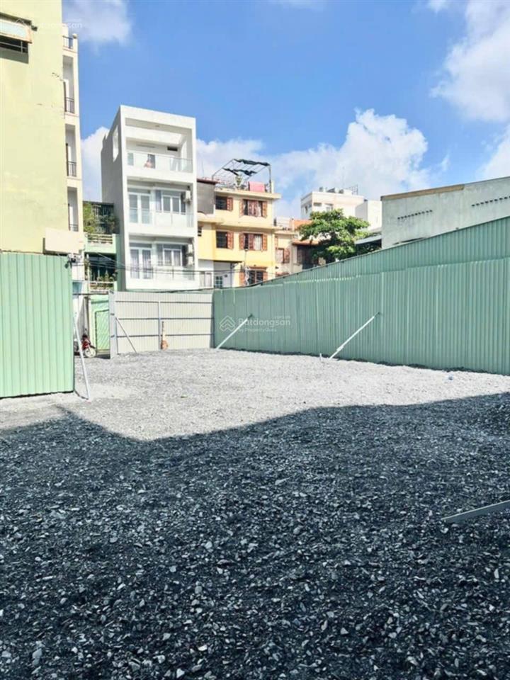 Khuôn đất 2mt ngang 11m ven sông bình thạnh  100tr/m