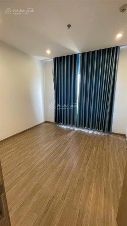 Chủ nhà gửi bán gấp căn hộ góc 3pn vinhomes grand park, giá chỉ 3,8 tỷ