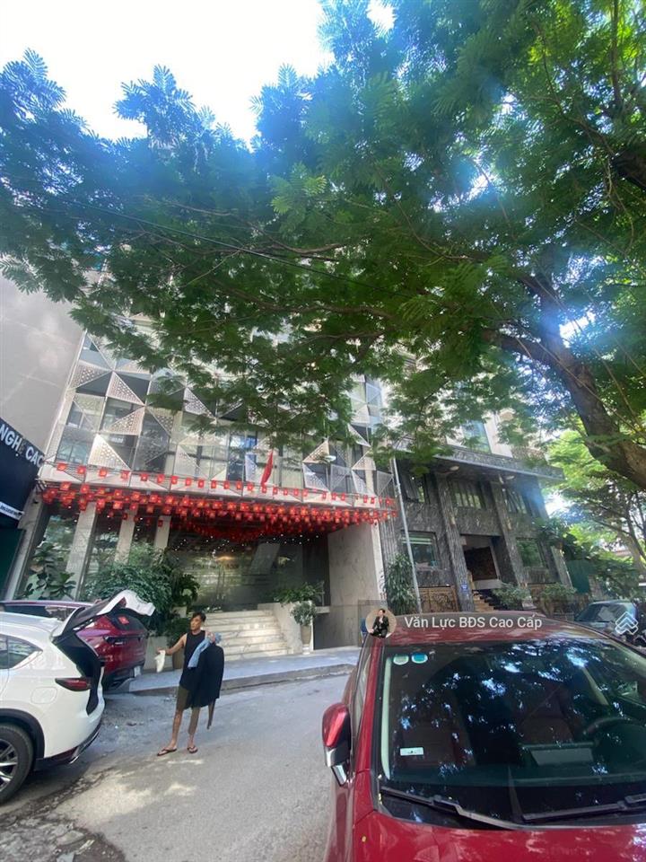 Bán đất xây building, tòa vp tại lê văn lương 210m2 mặt tiền 9.5m giá 9x tỷ