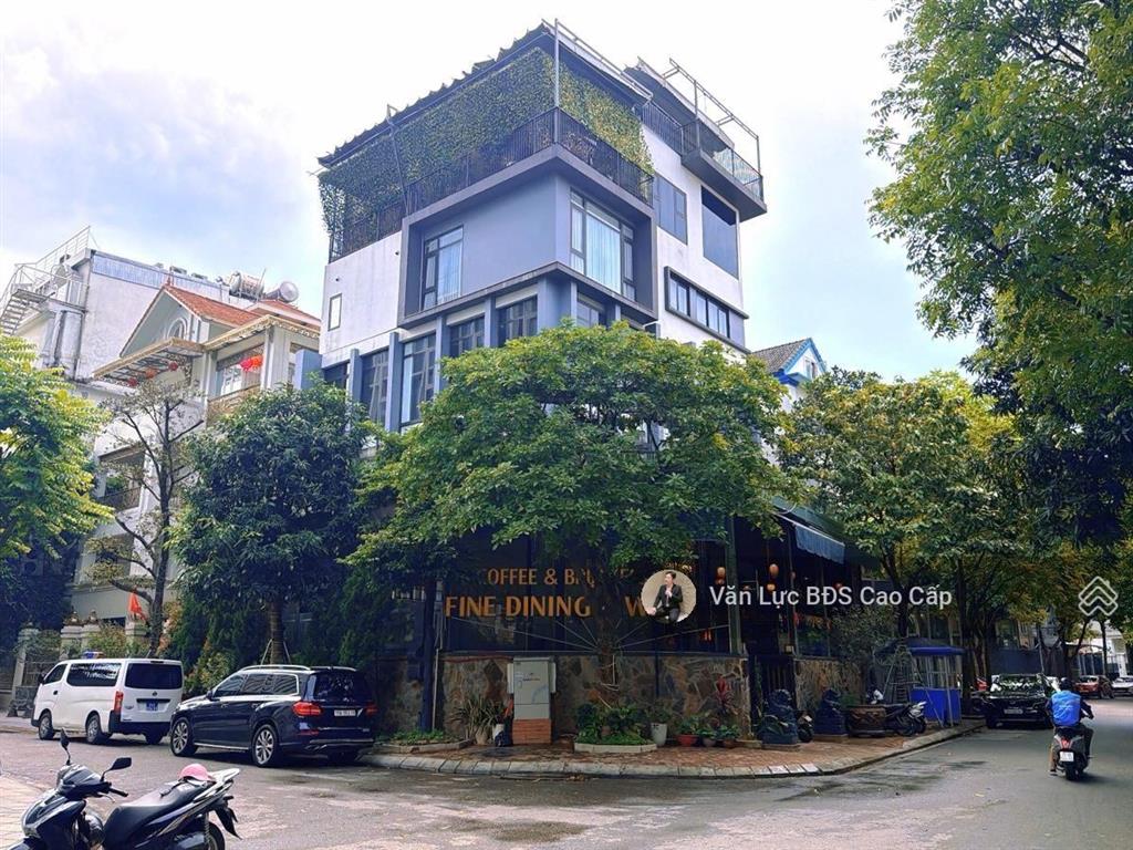 Bán biệt thự vip lô góc 270m tại trần kim xuyến 6 tầng có hầm kinh doanh nhà hàng 5sao, giá 165 tỷ