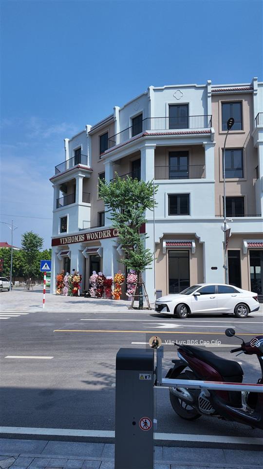 Hiếm có 1 căn trục chính kinh doanh đl ban mai 136m2 tại vin đan phượng giá hơn 19 tỷ