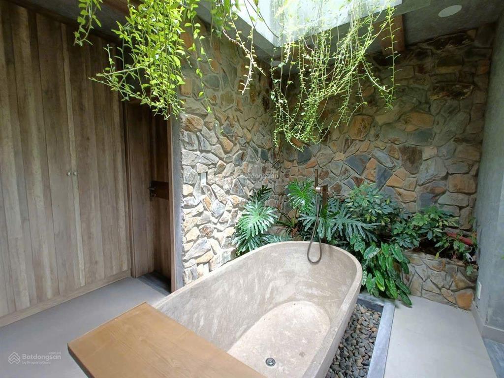 Bán biệt thự song lập senturia vườn lài. nhà thô. diện tích đất 200m2. giá 20 tỷ.