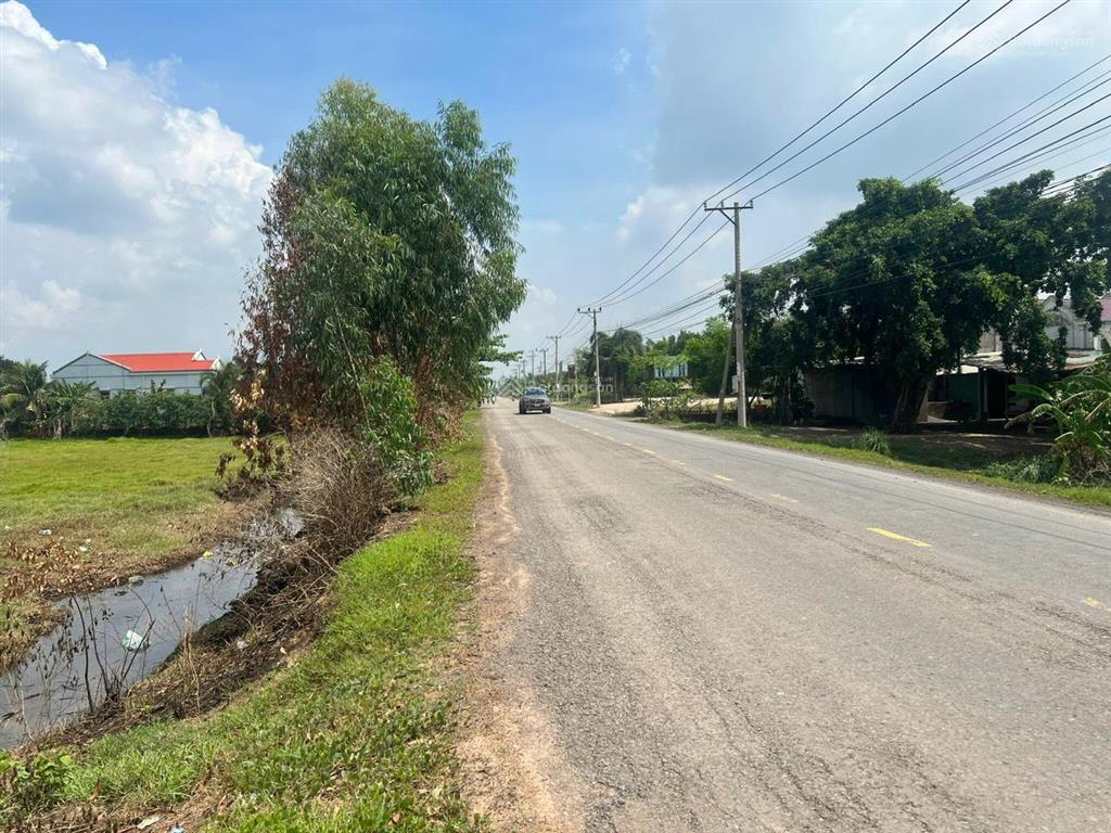 Bán đất mt quốc lộ 838, 8,2 tỷ, 10586 m2, chính chủ giá siêu hời