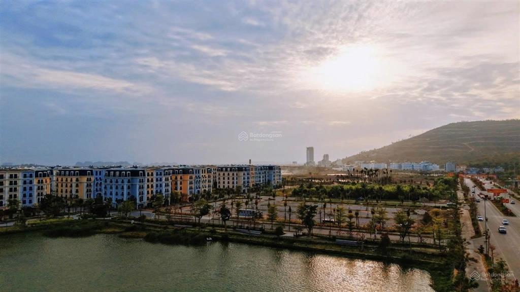 Bán nhanh căn liền kề sát biển hạ long chỉ hơn 7 tỷ
