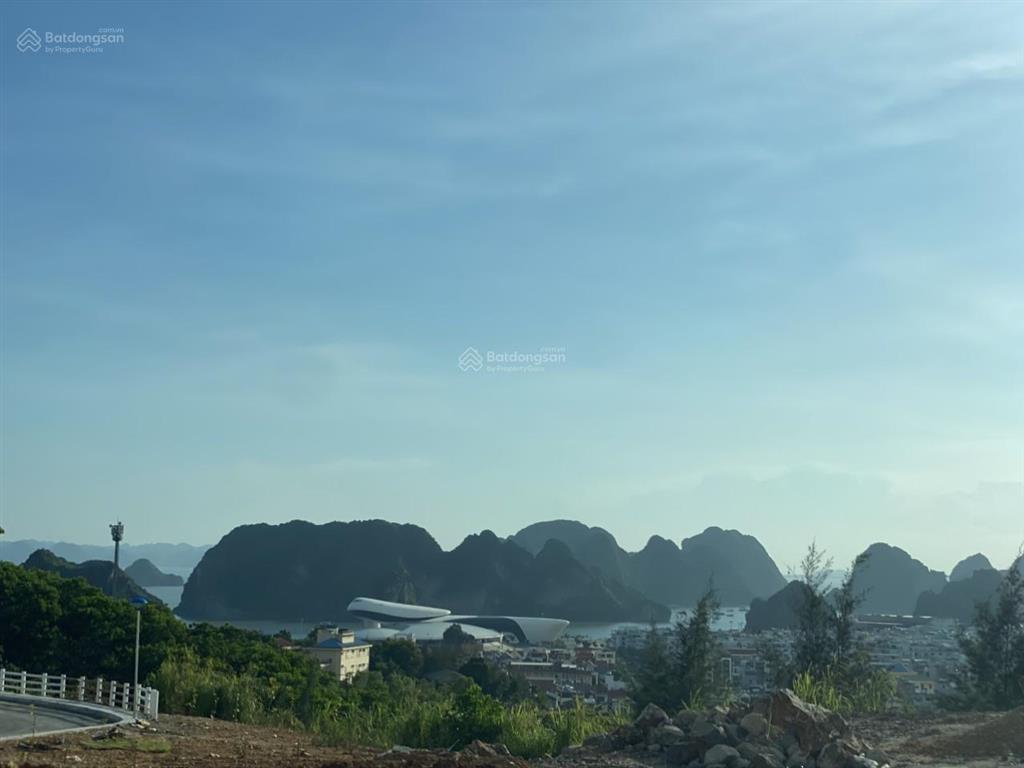 Biệt thự flc hạ long view vịnh trực diện chỉ hơn 18 tỷ