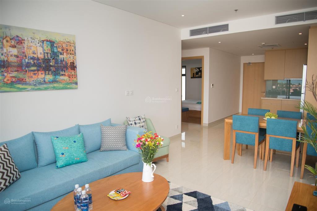 Cho thuê căn hộ ocean suites 2 phòng ngủ  tầng cao, view biển