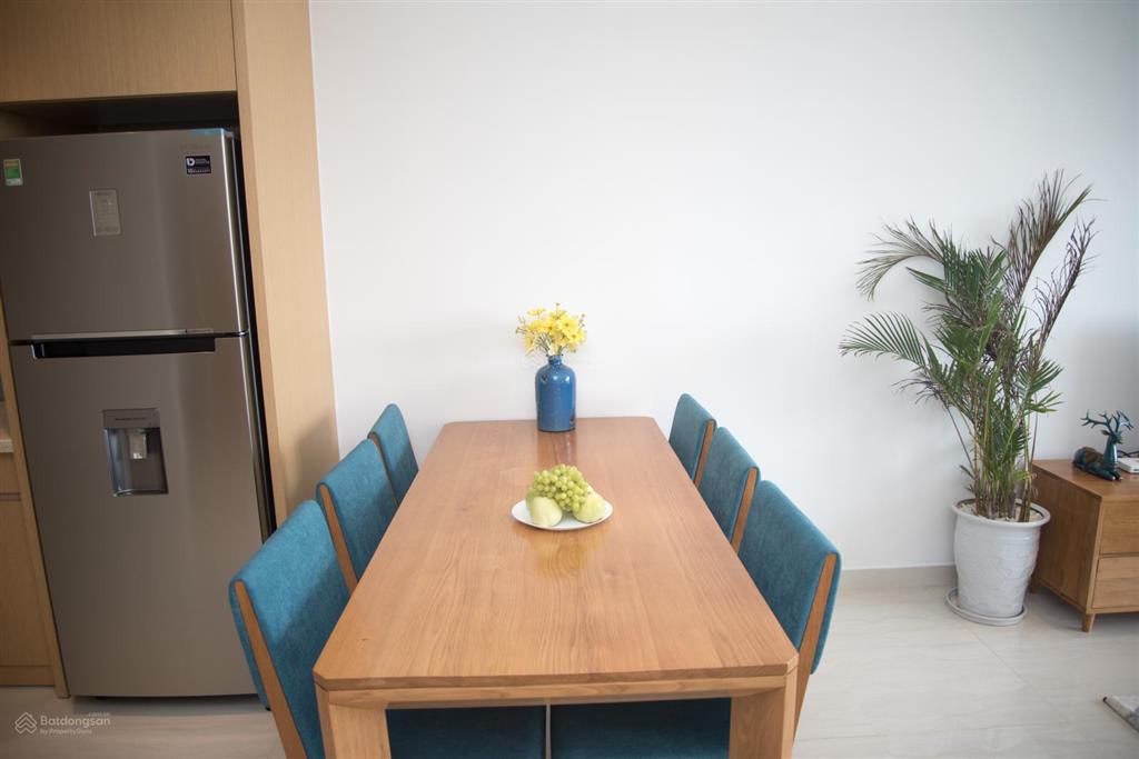 Cho thuê căn hộ ocean suites 2 phòng ngủ  tầng cao, view biển