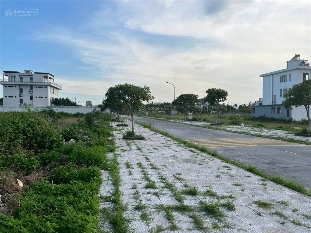 Bán đất tại khu đô thị kim sơn, mạo khê, giá 42 triệu / m2, 330 m2, hàng hiếm giá tốt