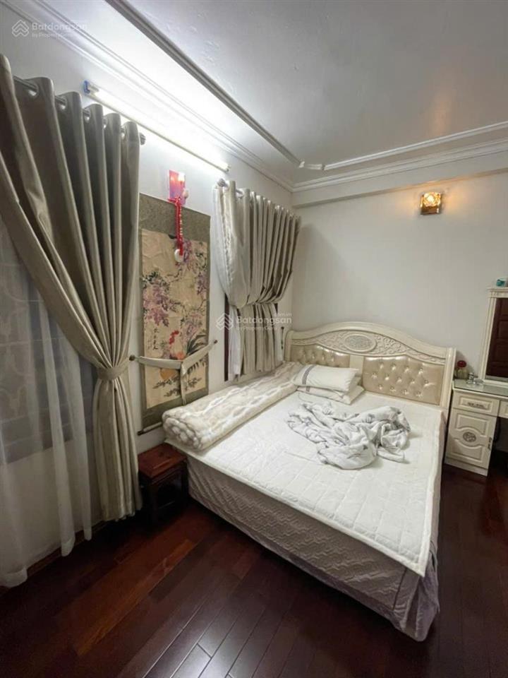 Bán ngay nhà riêng 6t sử dụng 240m2 gần trần thái tông ba gác, đủ đồ, chủ tự xây tâm huyết 13,86 tỷ