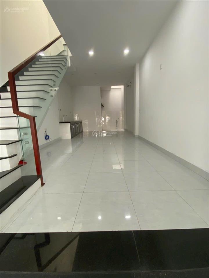 Nhà mặt tiền đường b9 kđt vcn phước long 2