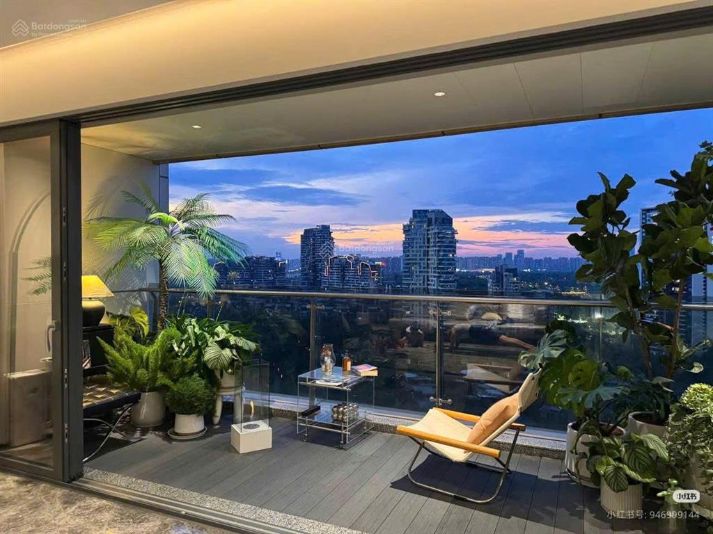 Hot  sun cora căn hộ sân vườn 3 phòng ngủ  hướng đông bắc view pháo hoa, đài phun nước