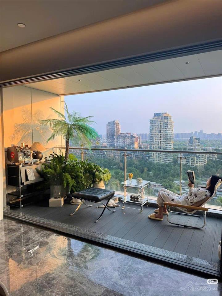 Hot  sun cora căn hộ sân vườn 3 phòng ngủ  hướng đông bắc view pháo hoa, đài phun nước