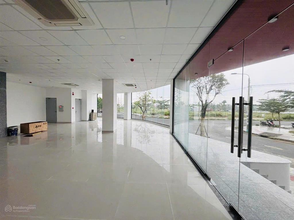 40 tỷ sở hữu ngay tòa nhà 7 tầng lô góc nam hòa xuân đà nẵng