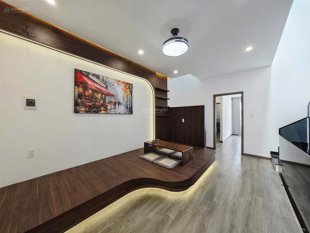 Bán nhà 3 tầng rất đẹp khu nam hòa xuân