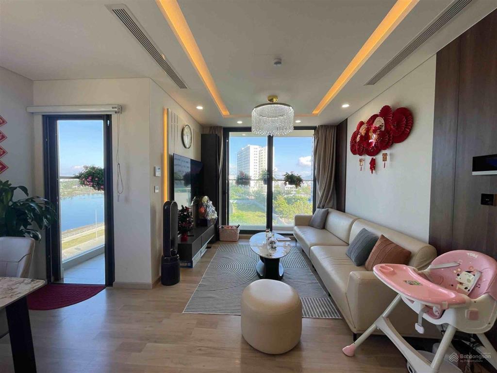 Bán căn góc view sông 2pn2wc ct1riverside luxuryđối diện sungroup.