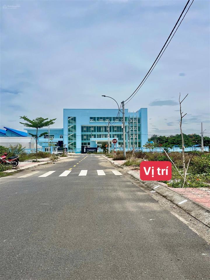 Bán lô đất 96,8m2 tđc ngọc hiệp vị trí đẹp hướng nam, sổ hồng trao tay.