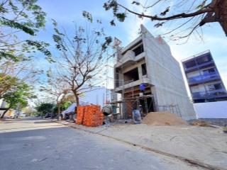 Bán nhà thô gói 5mỹ gia đường thông sạch đẹp, hướng đông mát mẻ.