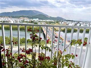 Cho thuê căn góc ct3vcn phước hải 2pn 2wc 2 ban công view sông thoáng mát, full nội thất.