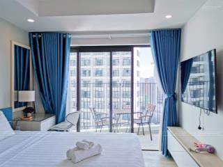 Cho thuê căn hộ 2pn2wc view xéo biển full nội thất, tiện ích đầy đủ.