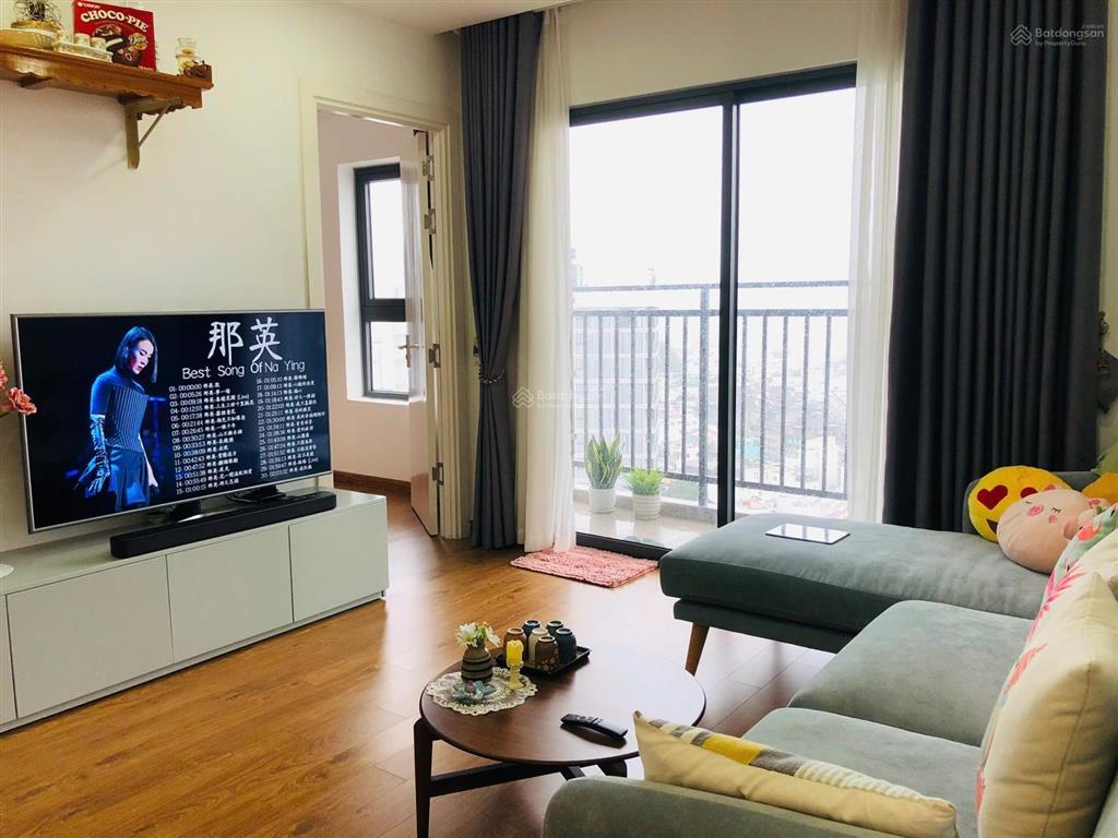 Bán căn góc căn hộ dqua 2pn2wc view phố và chợ đầm.