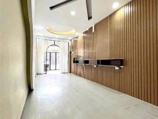 Cho thuê nhà nguyên căn mặt tiền đường trịnh phong khu phố hàn gần đường ntmk