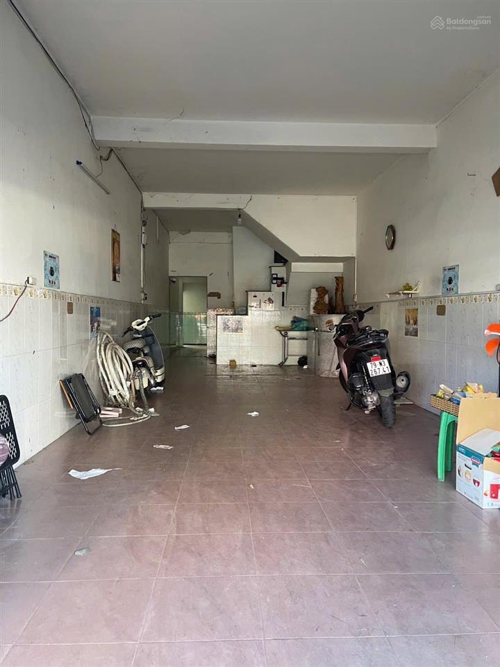 Cho thuê nhà nguyên căn mặt tiền đường 23/10 đối diện lotter mart