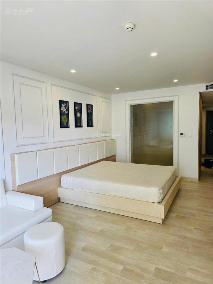 Bán căn hộ biển goldcoast sở hữu sổ hồng lâu dài.