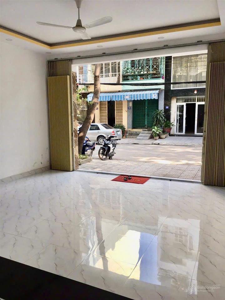 Bán shophouse 70m2 ngang 5,65m mặt tiền đường nguyễn khanh  phước hải