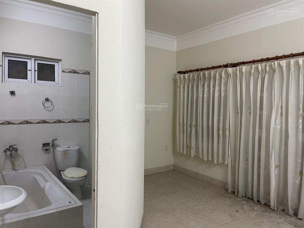 Cho thuê nhà 5 tầng 8pn 5wc mặt tiền đường lãn ông gần chợ đầm gần biển thích hợp kd.