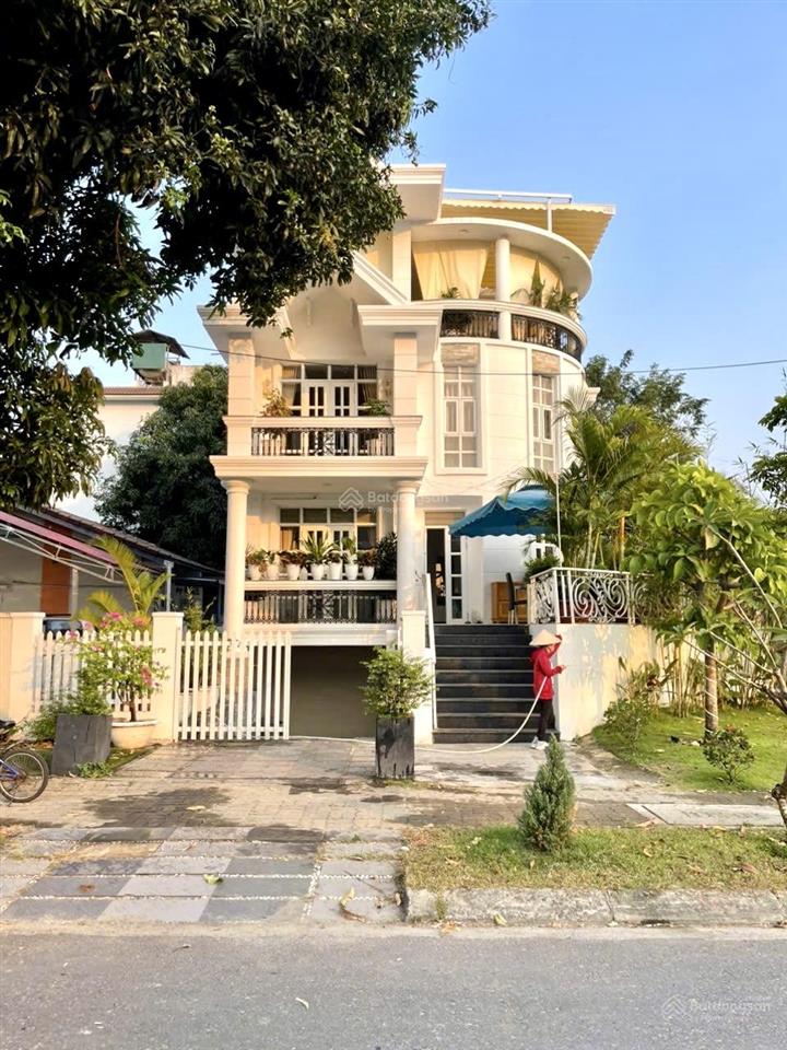 Cho thuê nhà căn góc nguyên căn 5pn 4wc villa kđt an viên ngay sát biển