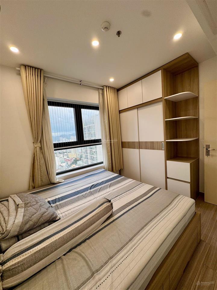 Bán căn hộ d qua 29 phan chu trinh 2pn2wc view xéo biển view chợ đầm.