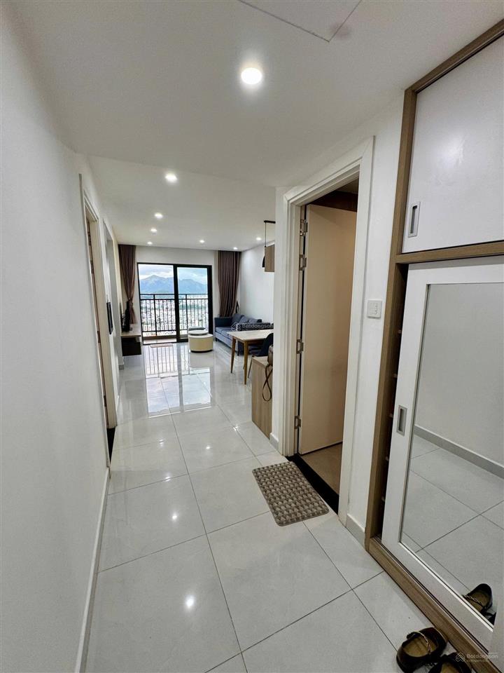 Bán căn hộ d qua 29 phan chu trinh 2pn2wc view xéo biển view chợ đầm.