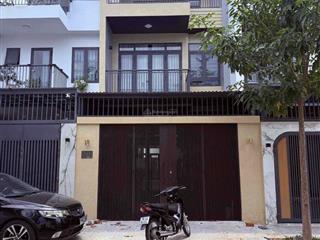 Cho thuê nhà mỹ gia gói 3 có thang máy full nội thất.